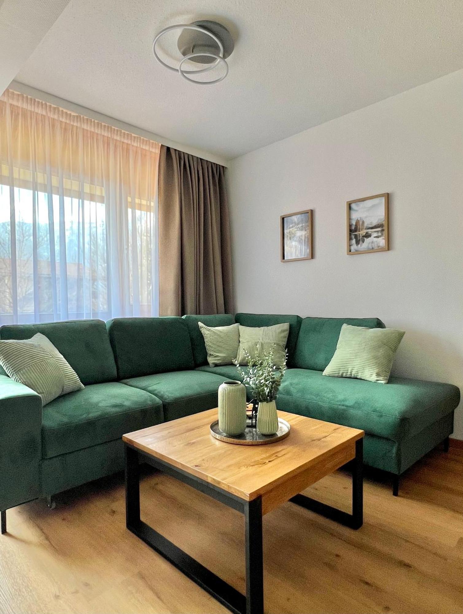 Wolkenfrei In Mit Pool Und Sauna Apartment