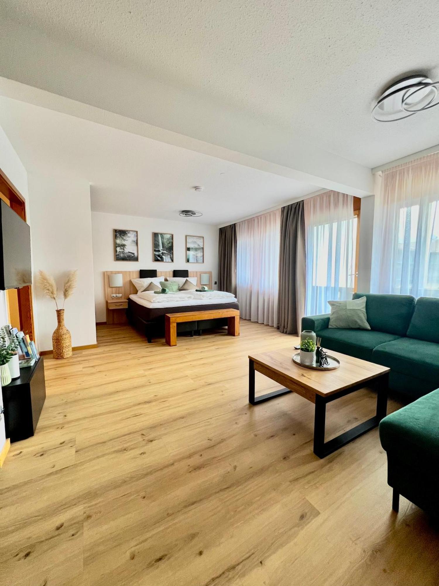 Wolkenfrei In Mit Pool Und Sauna Apartment Inzell
